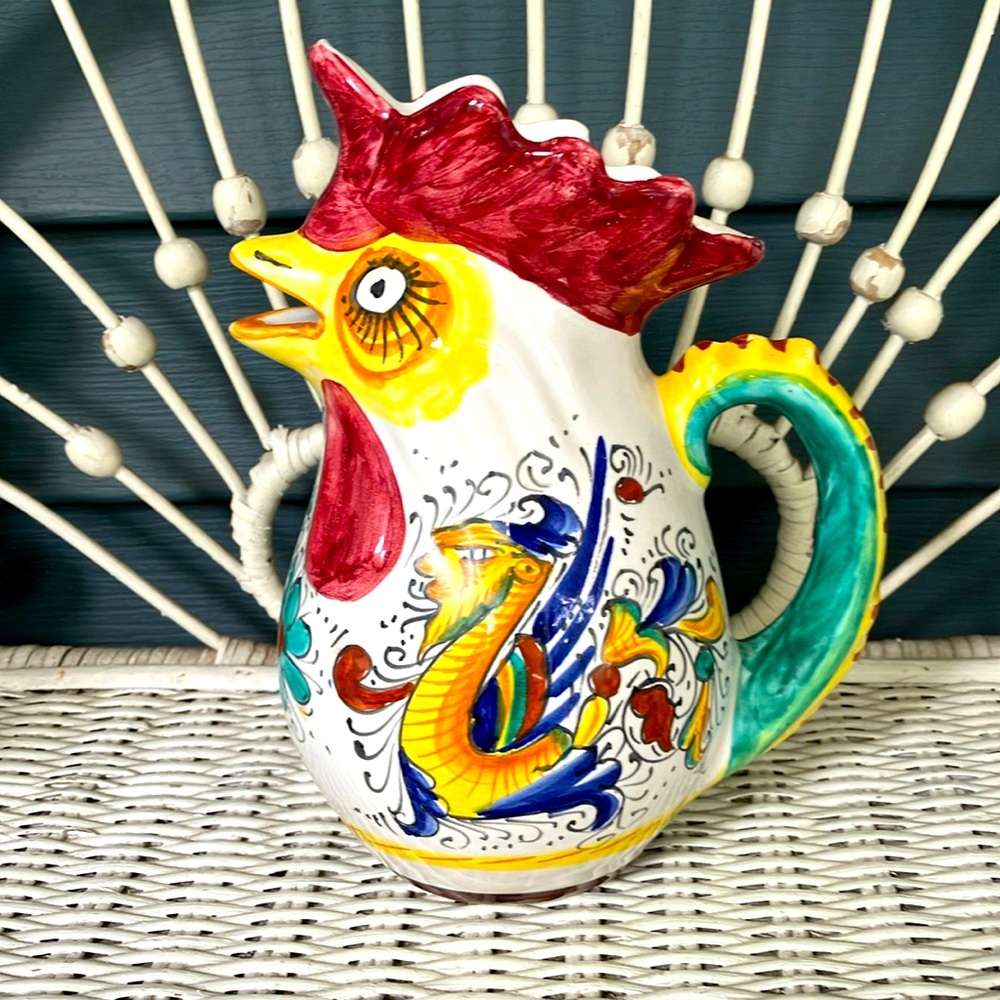 Williams & Sonoma Rooster Pitcher/Creamer In Deruta Style Majolica Inspired